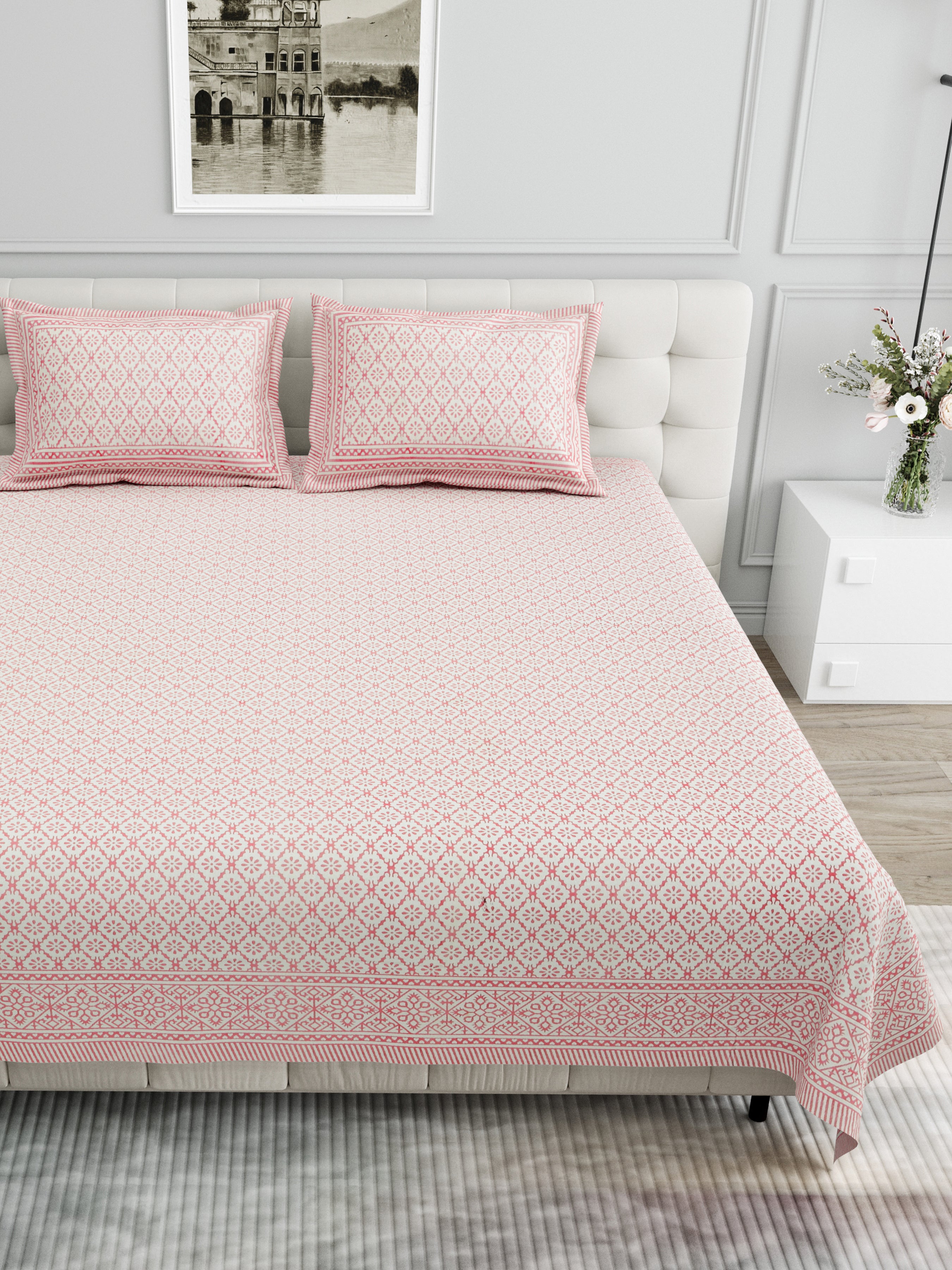 Basic Floral Cotton King Size Bedsheet- Baby Pink