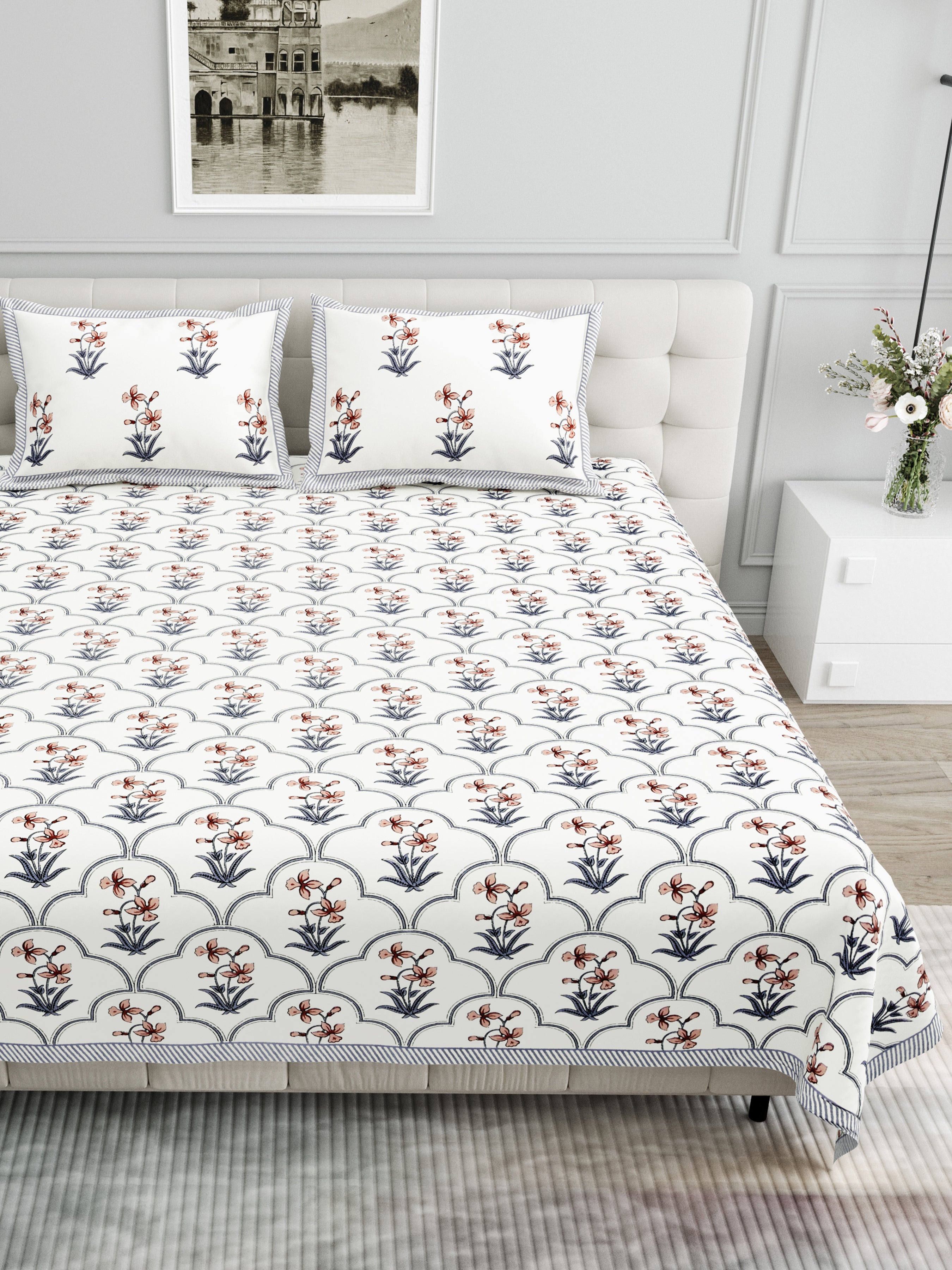 Block Printed Cotton King Size Bedsheet- Grey