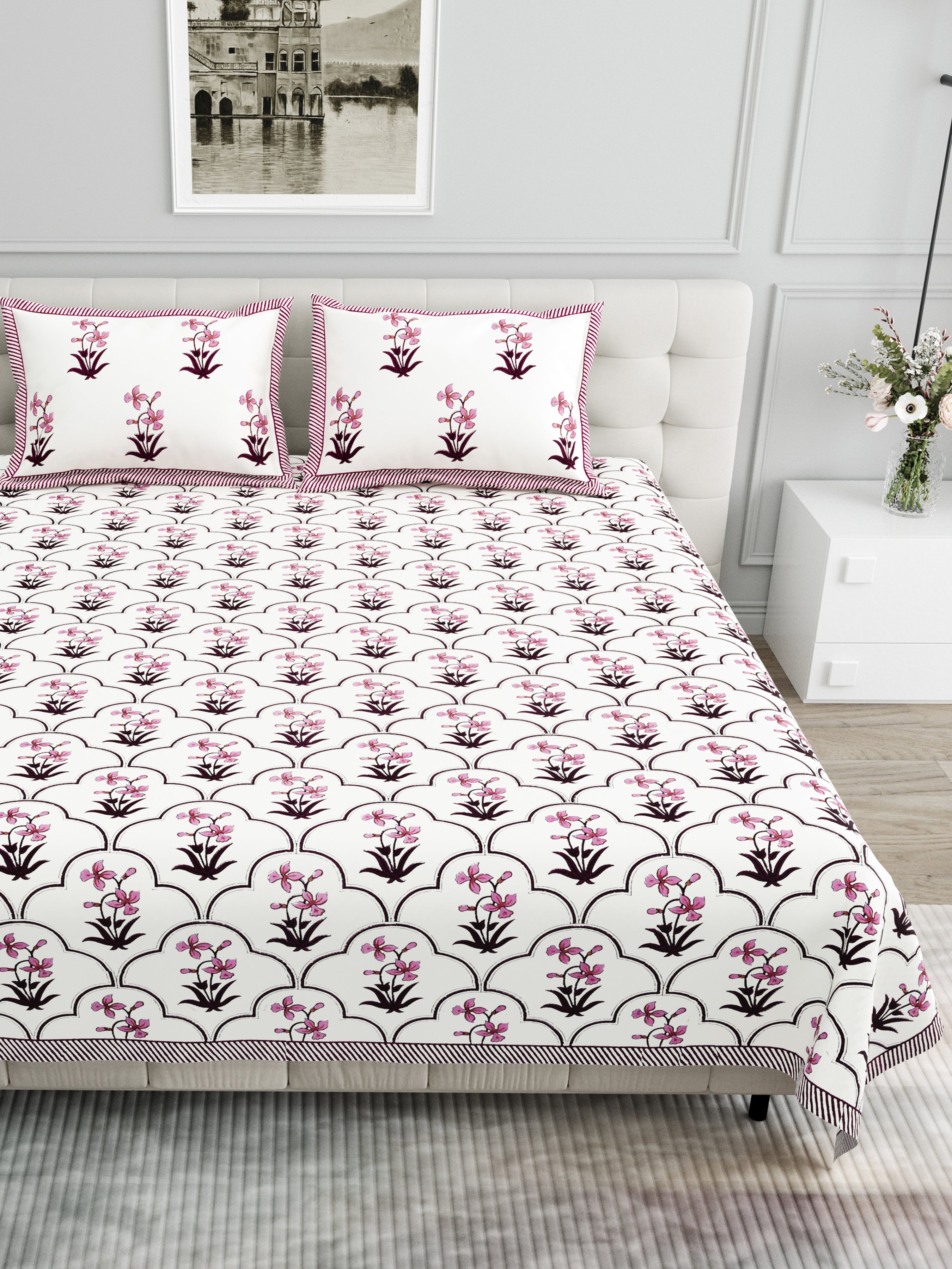 Block Printed Cotton King Size Bedsheet- Pink