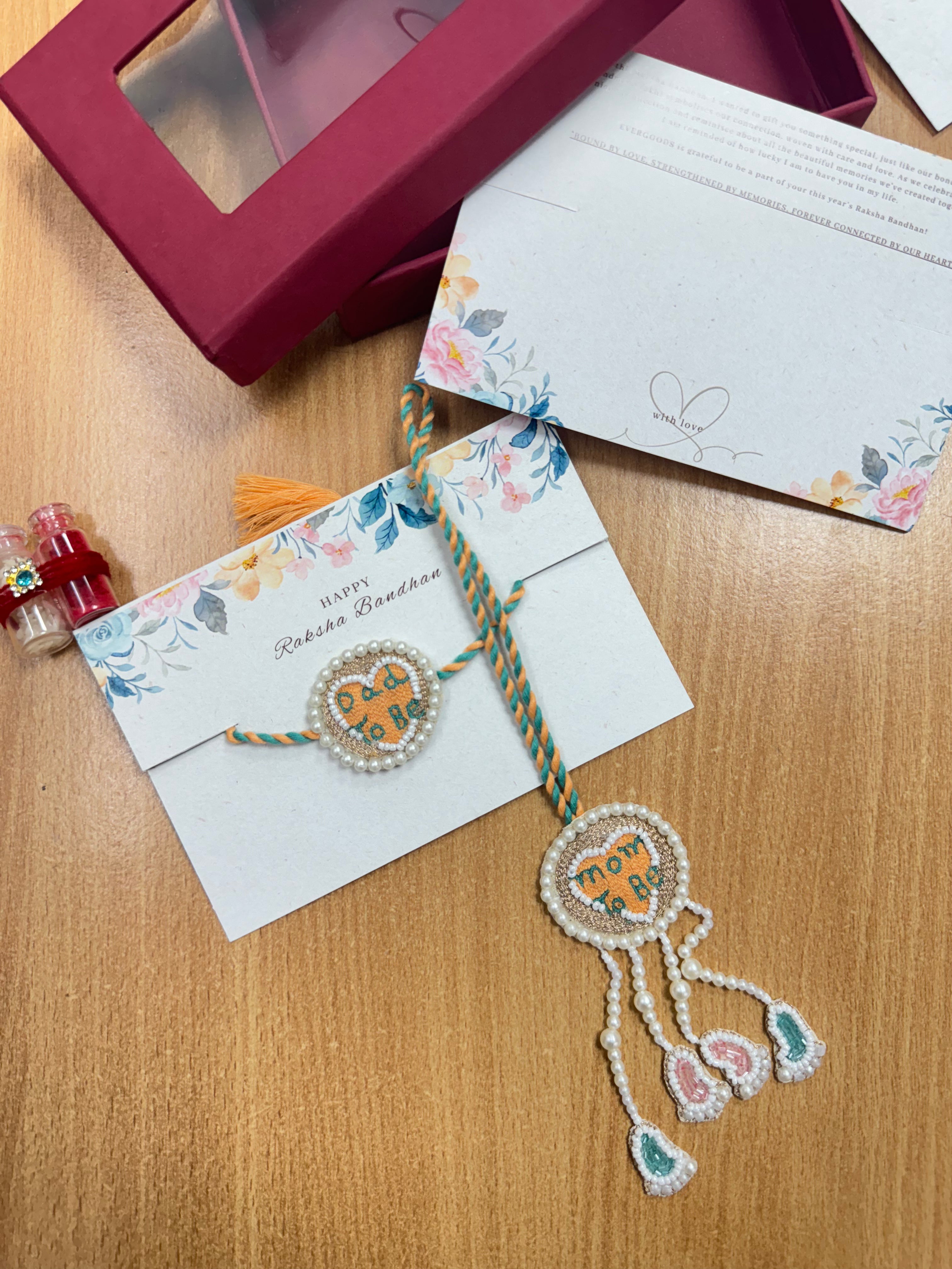 Parents To Be- Rakhi Set