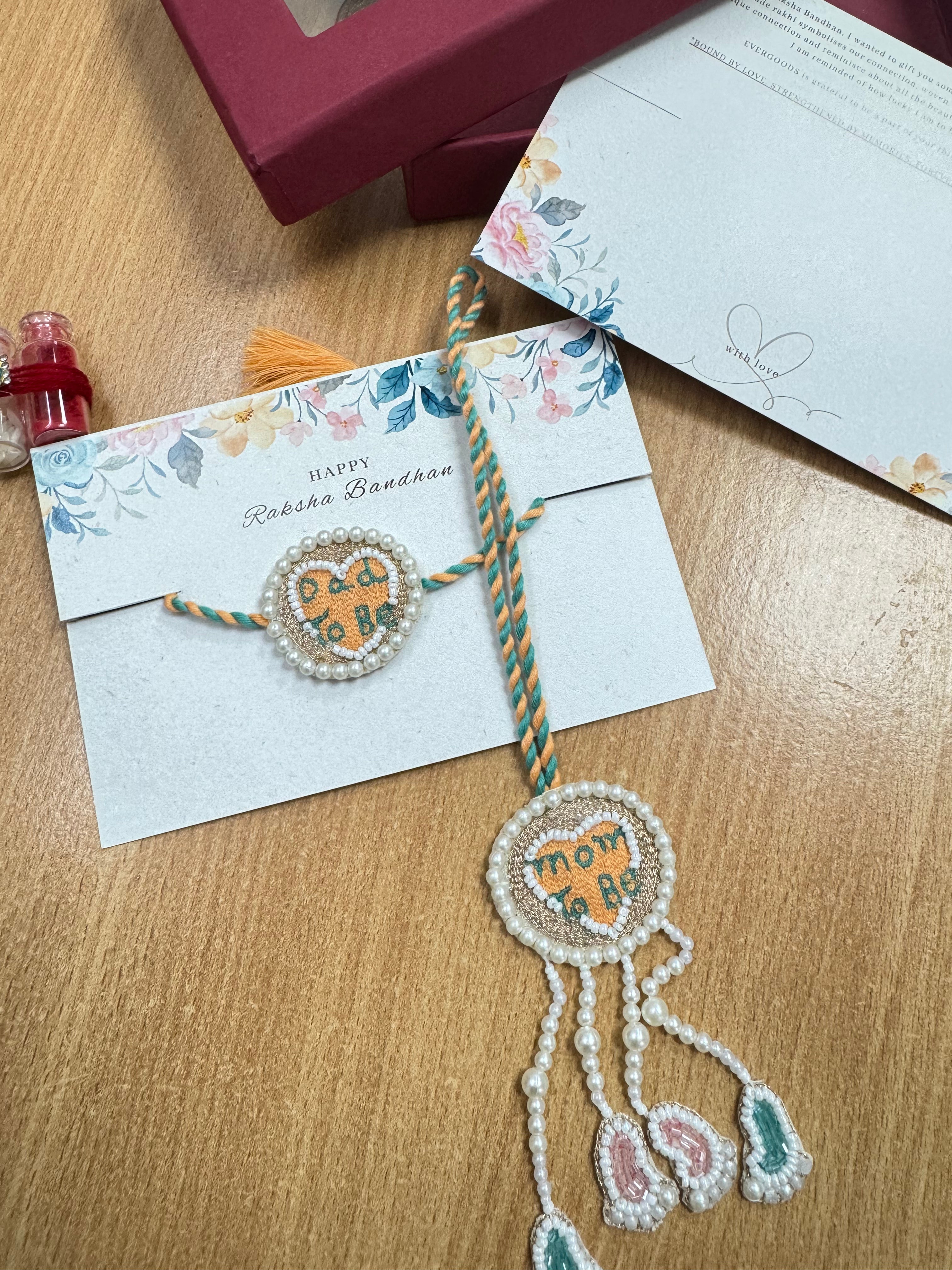 Parents To Be- Rakhi Set